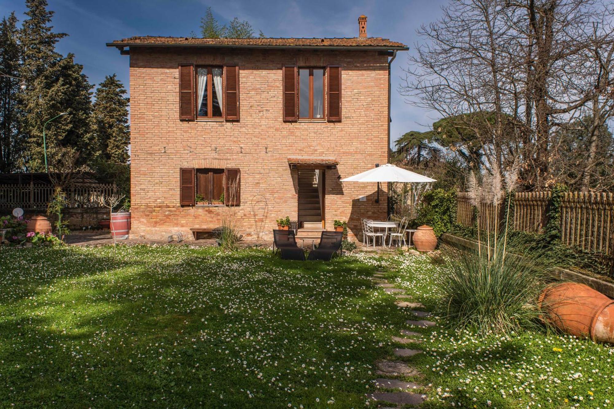 Villa Elvira 1931 Siena Exterior photo